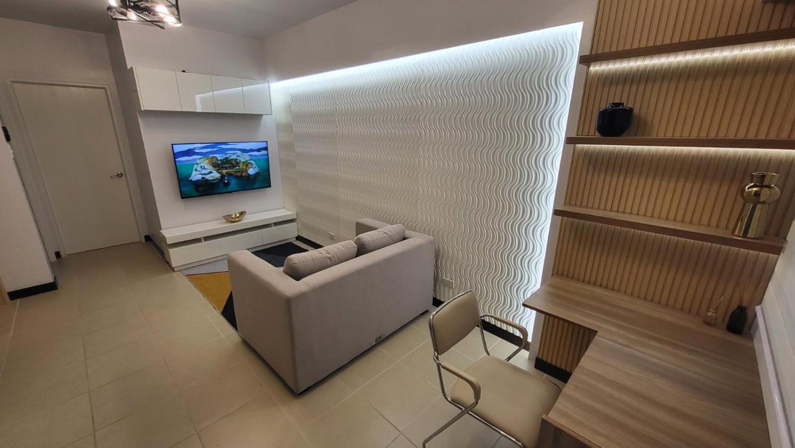 The Atherton- Spacious Modern Condo Unit In Paranaque Near The Airport, Makati, Bgc And Highways Paranaque City Экстерьер фото