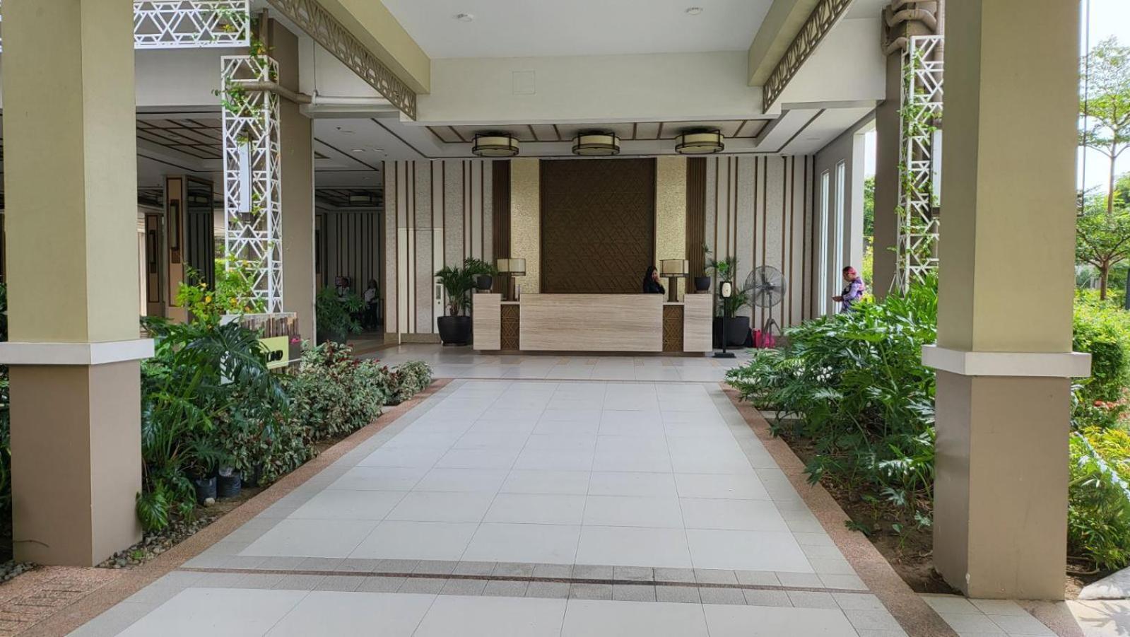 The Atherton- Spacious Modern Condo Unit In Paranaque Near The Airport, Makati, Bgc And Highways Paranaque City Экстерьер фото
